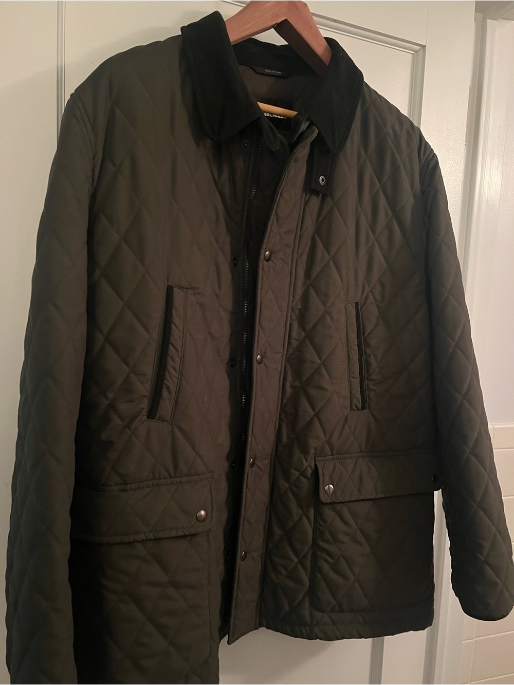 Paul Stuart Quilted Field Jacket in Olive and Black Collar